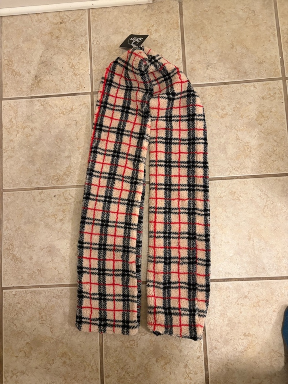 Cozy Plaid Fuzzy Scarf - Cream, Black & Red
